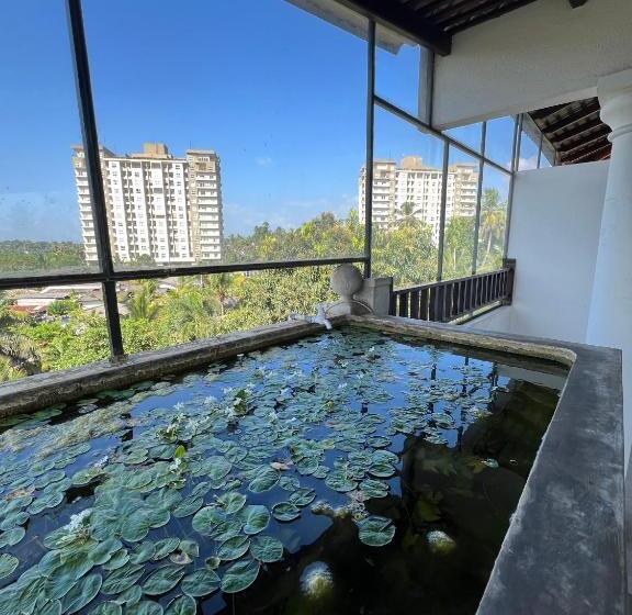 バルコニー付きスタンダードルーム, Villa Water Lily