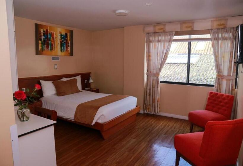 Quarto Estandar, Carolina Montecarlo