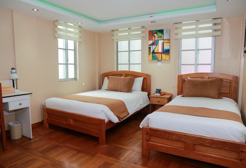 Quarto Estandar, Carolina Montecarlo