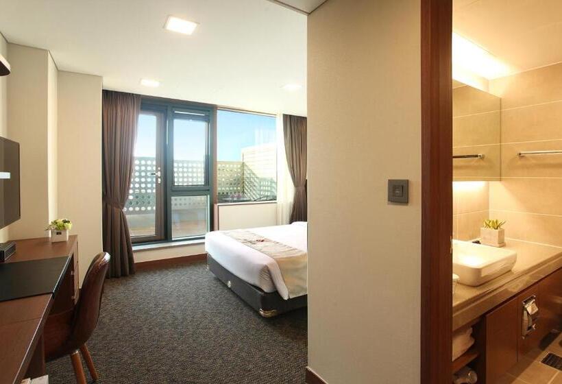 اتاق استاندارد با بالکن, Skypark Kingstown Dongdaemun