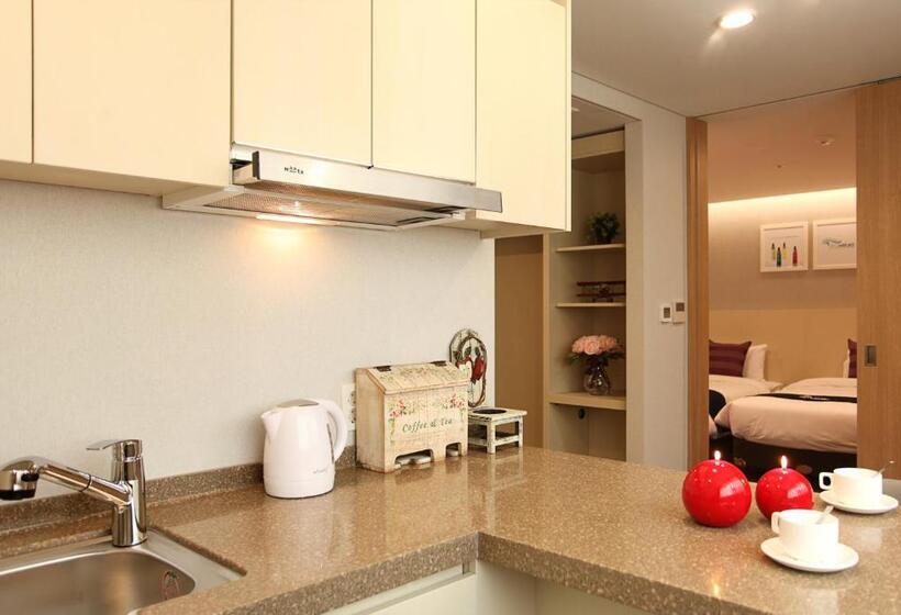 اتاق استاندارد سه نفره, Skypark Kingstown Dongdaemun