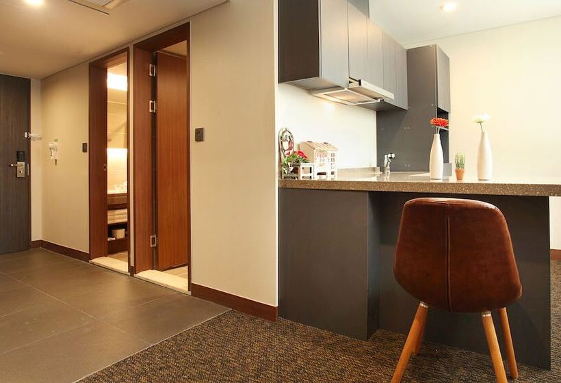 اتاق استاندارد سه نفره, Skypark Kingstown Dongdaemun