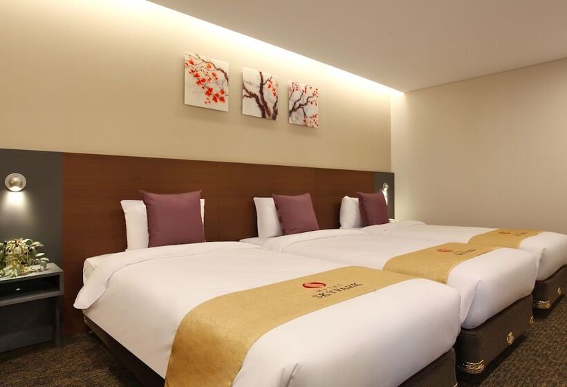 اتاق استاندارد سه نفره, Skypark Kingstown Dongdaemun