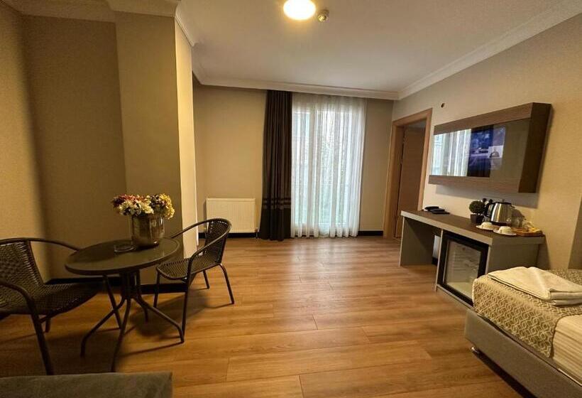 家庭套房, Niconya Port Suite &