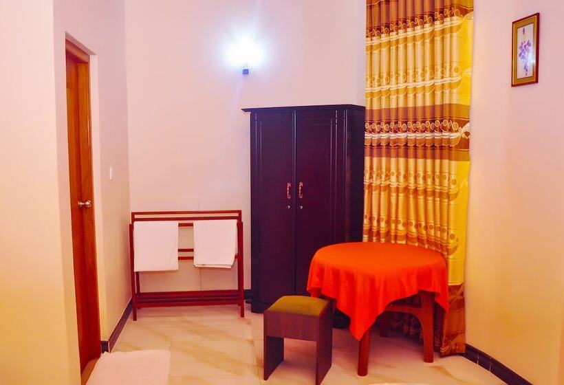 غرفة ديلوكس ثلاثية, New Kandy Residence