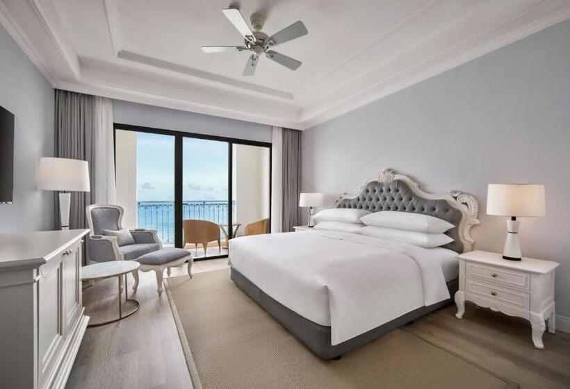 اتاق لوکس با تخت بزرگ, Sheraton Phu Quoc Long Beach Resort