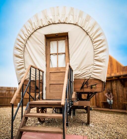 Deluxe-sviitti, The Big Texan   Cabins And Wagons