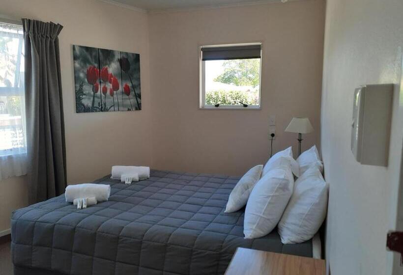 شقة 3 غرف, Golden Bay Motel