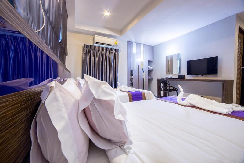 Quarto Superior, Cubic Pratunam