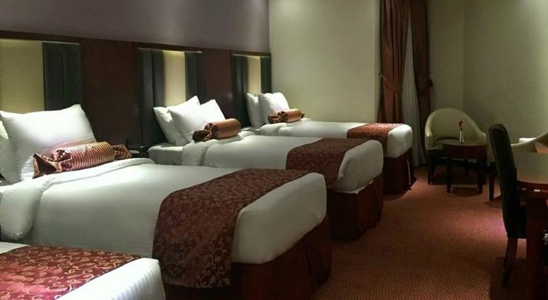 اتاق استاندارد چهار تخته, Infinity  Makkah