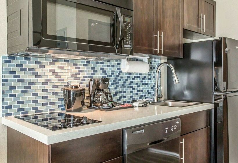 سوییت, Mainstay Suites Midland