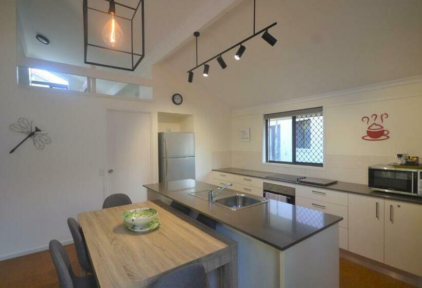 ویلای 2 خوابه, Wolngarin Holiday Resort Noosa