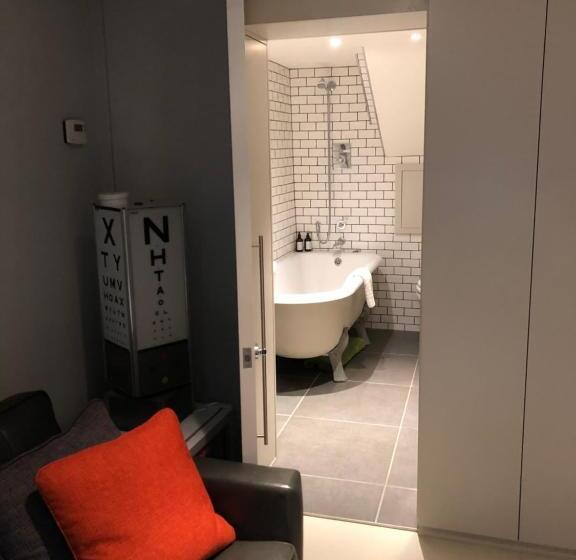 침실 1개 아파트, Kennington B & B