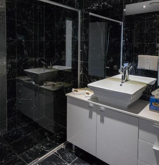 장애인을 위한 퀸사이즈 스탠다드 룸, The Chermside Apartments