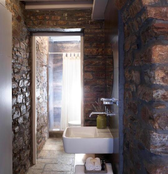 带海景的复工套房, Aeolis Tinos Suites