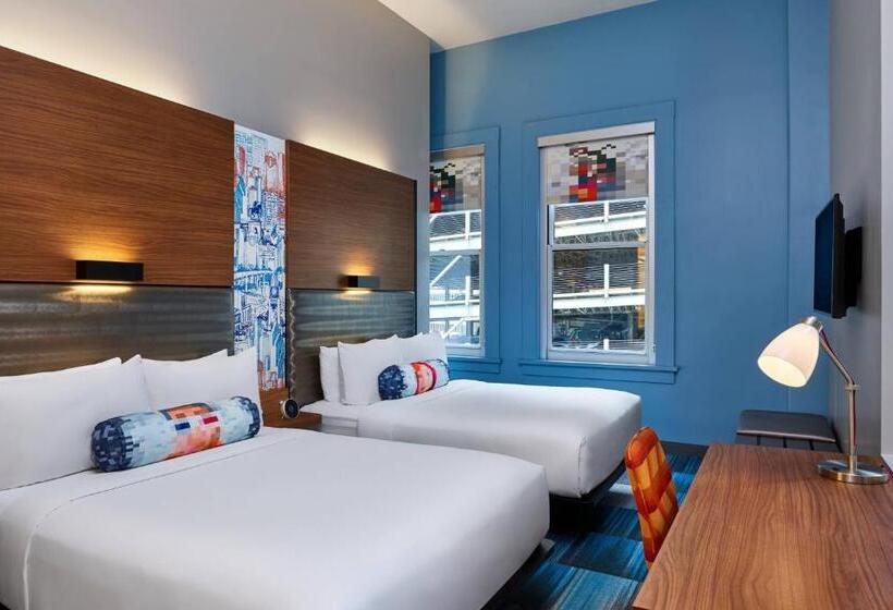 Номер Стандарт, Aloft Houston Downtown