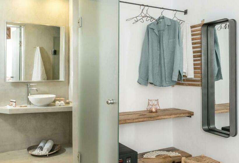 سوئیت جونیور با چشم‌انداز, Cocoon Suites