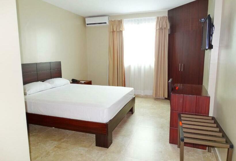 스탠다드 룸 킹사이즈 침대, Marvento Suites