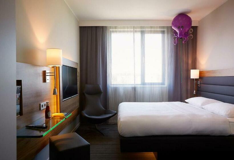 Номер Стандарт, Moxy Frankfurt Eschborn