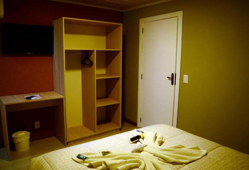Quarto Estandar, Pousada Tango