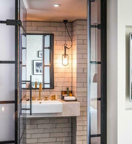 Студия Стандарт, Novotel London Canary Wharf