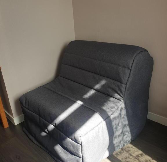 Номер Deluxe, Angleterre