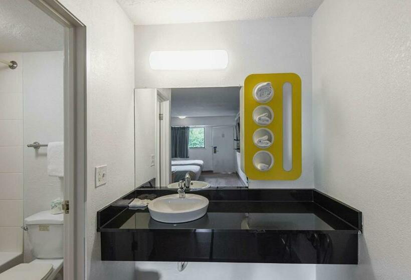 Стандартный Номер Кровать Кинг, Motel 6 Overland Park, Ks