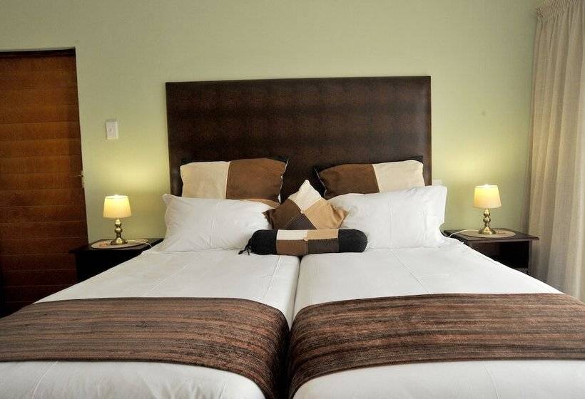 Номер Deluxe с Балконом, Sunset Manor Guest House