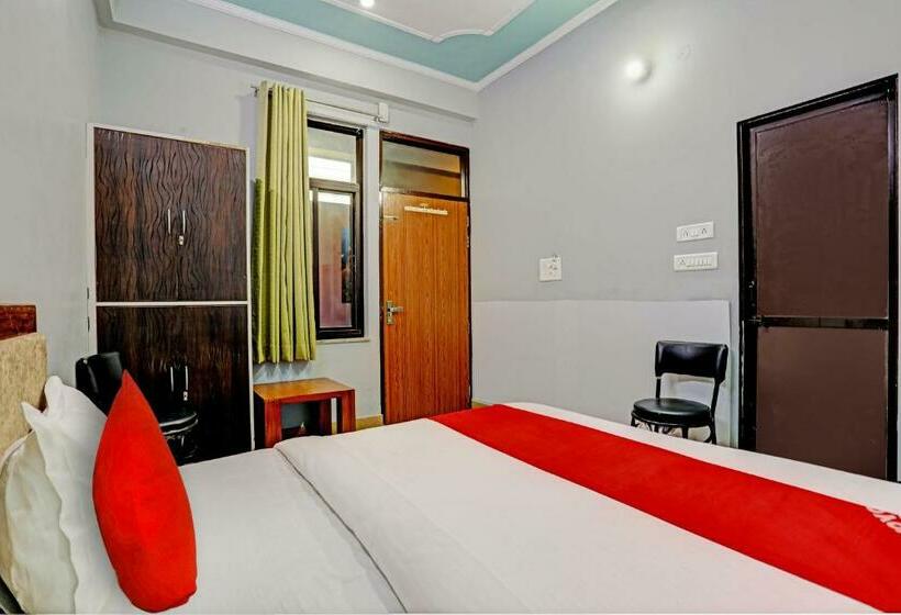 Трехместный Номер Классика, Oyo Flagship Hotel Wan Palace