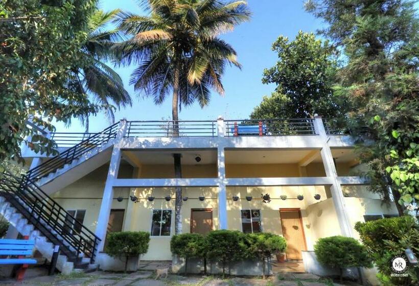 豪华房间, Coorg Avani Holiday Inn