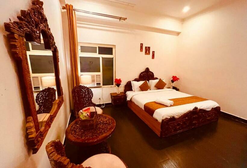 디럭스 룸, The Aqua Lodge   A Luxury Hotel In Haridwar