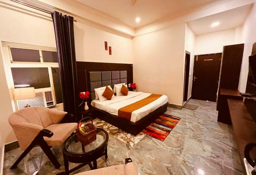 디럭스 룸, The Aqua Lodge   A Luxury Hotel In Haridwar