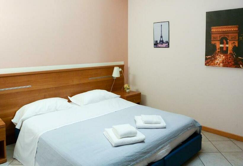 标准间, Albergo Meublè Abatjour