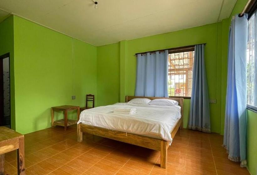 Quarto Estandar, Sokxay Guerthouse