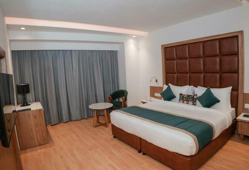 اتاق لوکس سه تخته, Quality Inn Elite, Amritsar