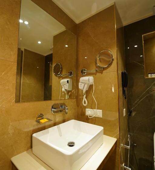 سوییت خانوادگی, Quality Inn Elite, Amritsar