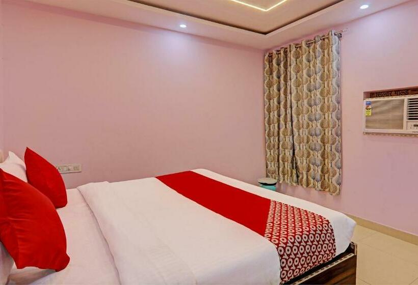 Трехместный Номер Классика, Oyo Flagship T R Resort