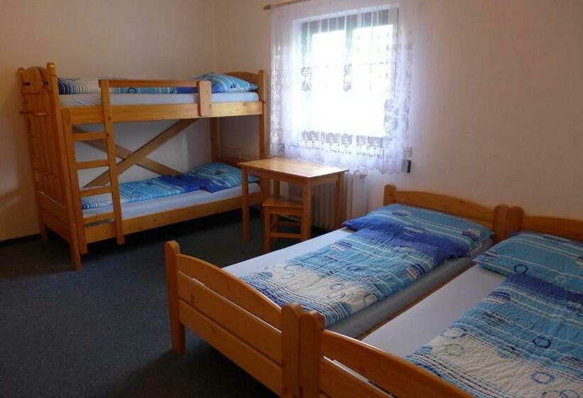 スタンダード４人部屋, Ski Park Gruň