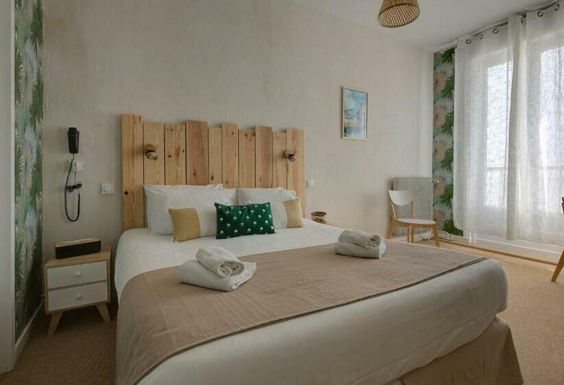 Номер Стандарт Вид на Море, Beach Hotel   Le Grand Chalet