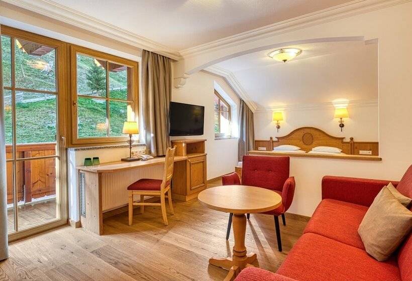 Quarto Familiar, Kristall
