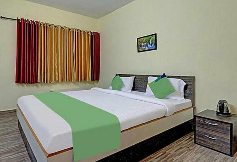 اتاق لوکس, Fabhotel Abirami Grand Inn
