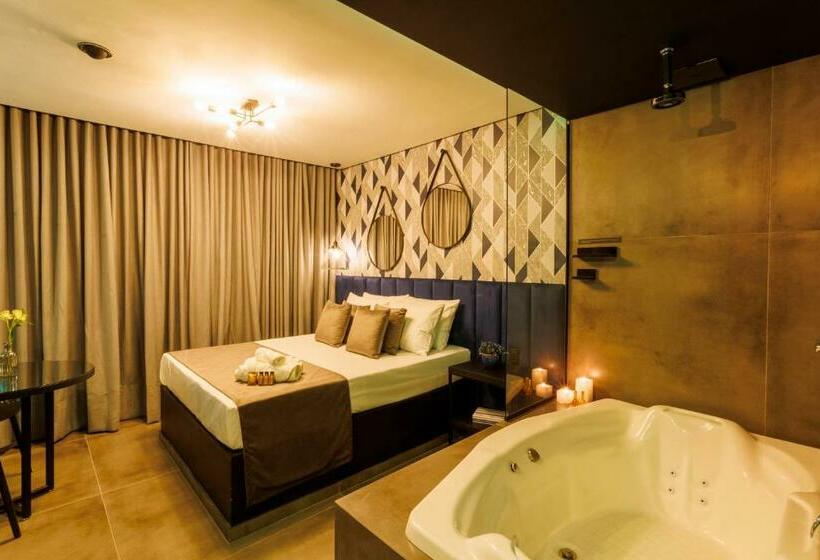 Люкс с гидромассажем, Medieval Motel Spa
