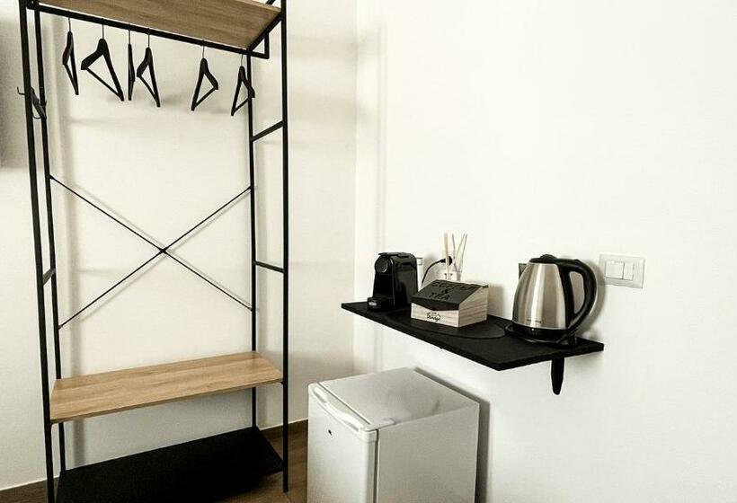اتاق استاندارد با چشم‌انداز باغ, Pietramare Luxury Suites By Rentbeat