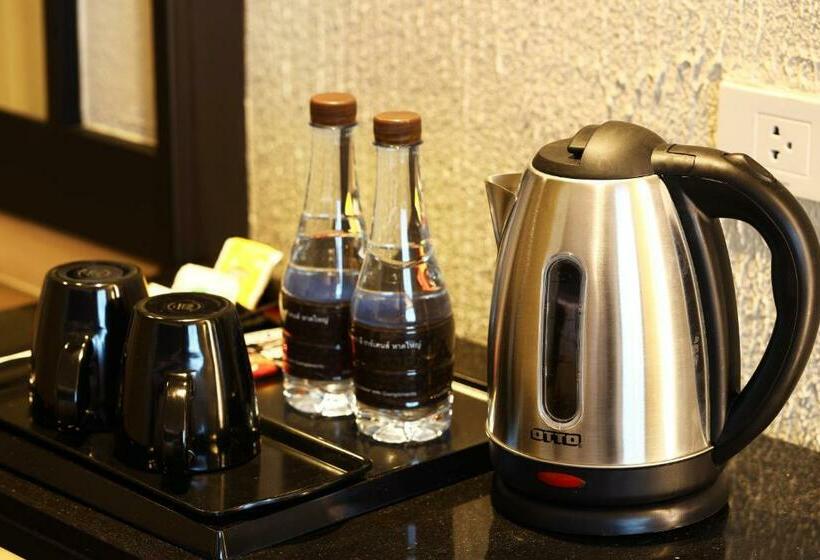 디럭스 룸, Lee Gardens Plaza Hotel   Sha Plus