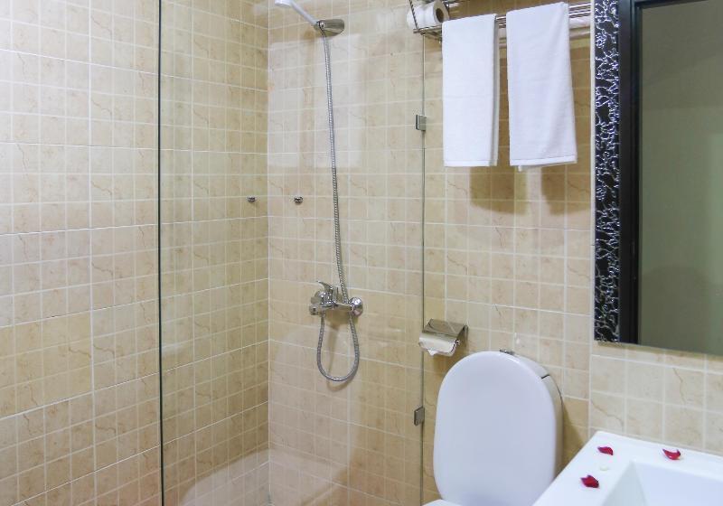 Standard Kolmen Hengen Huone, Suite Martil