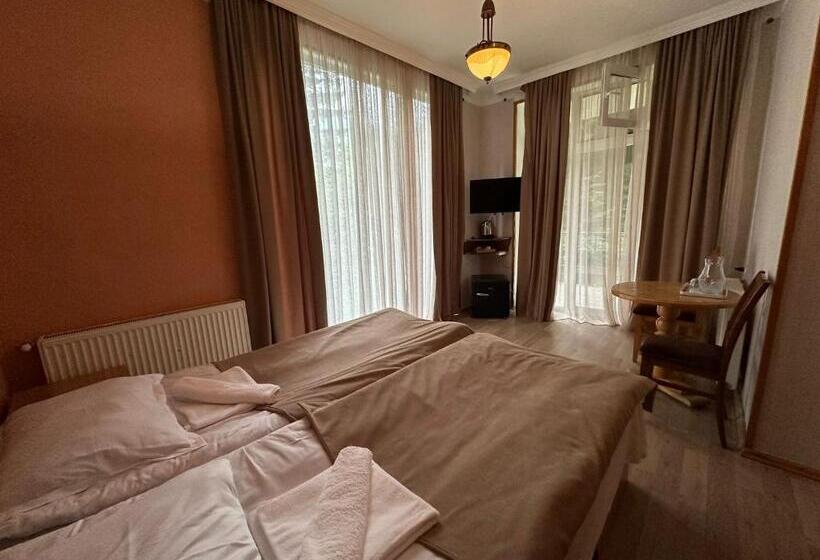 اتاق استاندارد با چشم‌انداز, Nunisi Forest Hotel & Spa