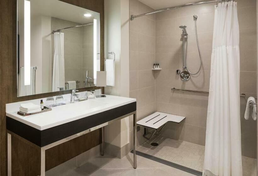 身障者適用キングサイズベッドルーム, Hyatt Regency Bloomington   Minneapolis