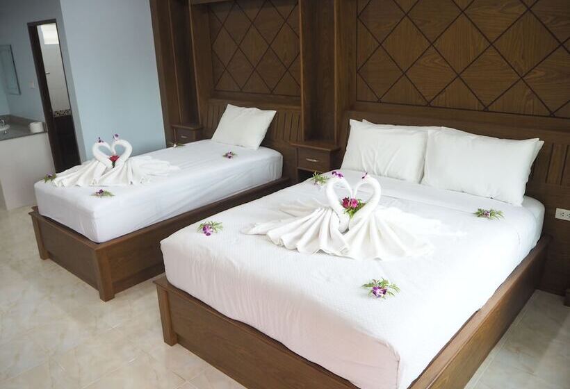 غرفة قياسية ثلاثية, Selamat Lanta Resort