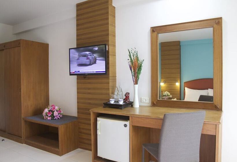 Семейный Номер, We Briza Hotel Chiangmai