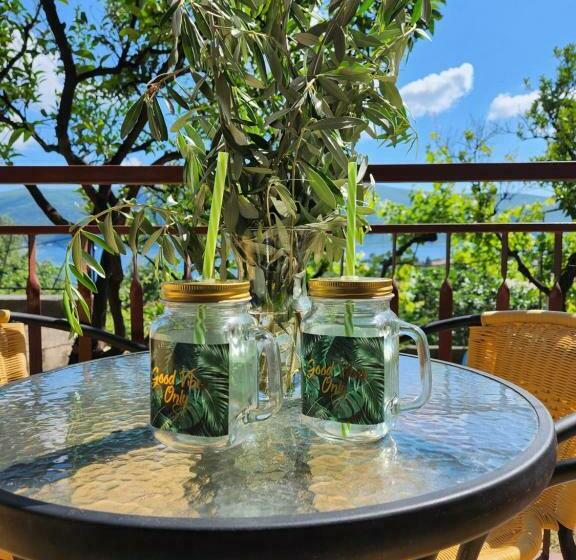 سوئیت 2 خوابه, Sunrise Apartments Baošići
